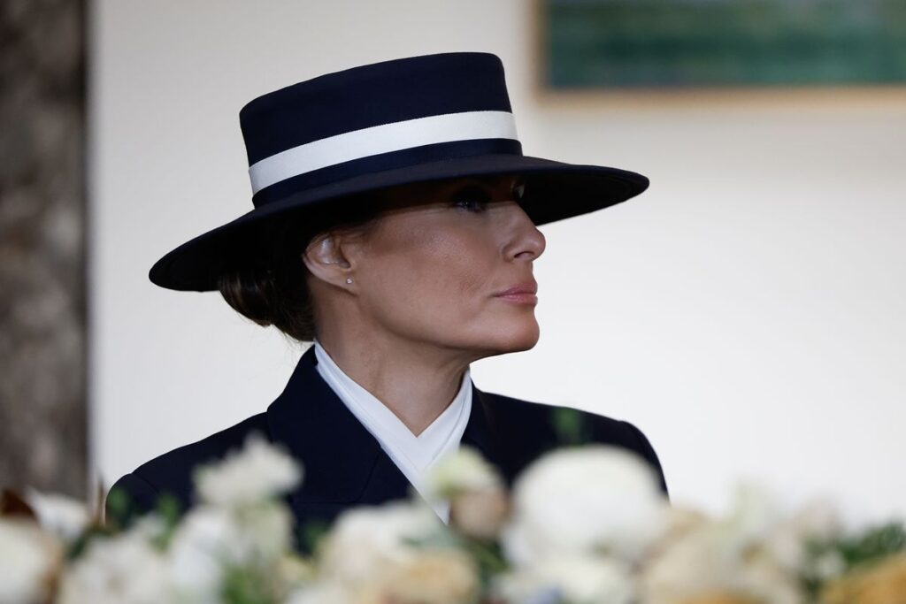 melania-trump-escreve-a-putin-e-pede-protecao-para-criancas-da-ucrania