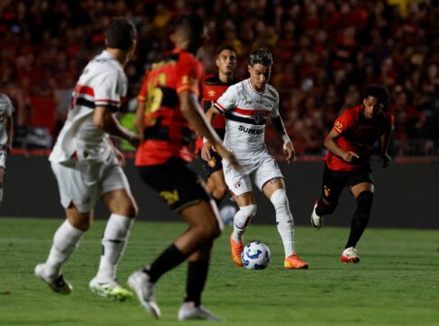 sao-paulo-evita-derrota-aos-46-minutos-do-2o-tempo-e-empata-com-sport