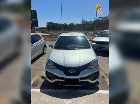 pm-localiza-carro-de-motorista-de-aplicativo-assaltado-no-df