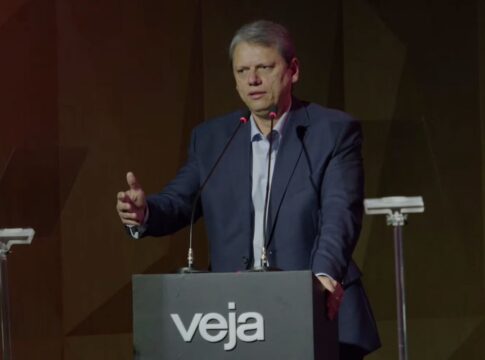tarcisio-critica-novo-contrato-com-a-enel-e-pede-quebra-da-concessao