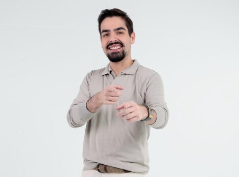 joao-silva-comemora-sucesso-de-novo-programa-no-sbt:-“muito-orgulho”