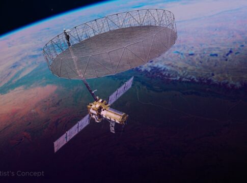 nasa-instala-antena-gigante-no-espaco-para-observar-fenomenos-naturais