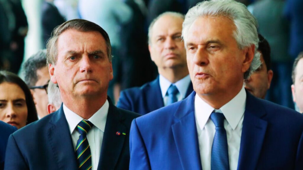 tensao-na-base:-o-que-esta-por-tras-da-mensagem-de-carlos-bolsonaro?