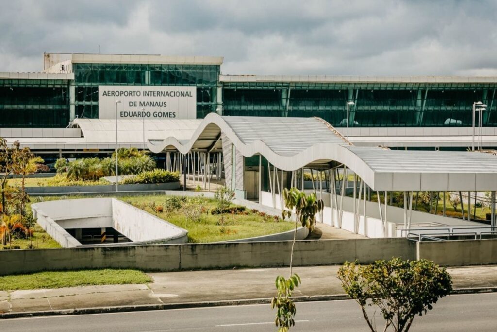 foragidos-da-justica-que-trabalhavam-no-aeroporto-de-manaus-sao-presos
