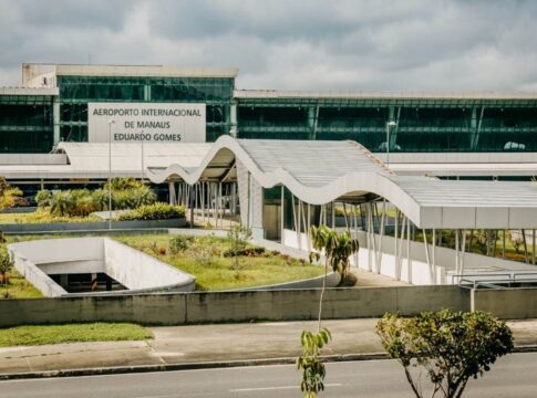foragidos-da-justica-que-trabalhavam-no-aeroporto-de-manaus-sao-presos