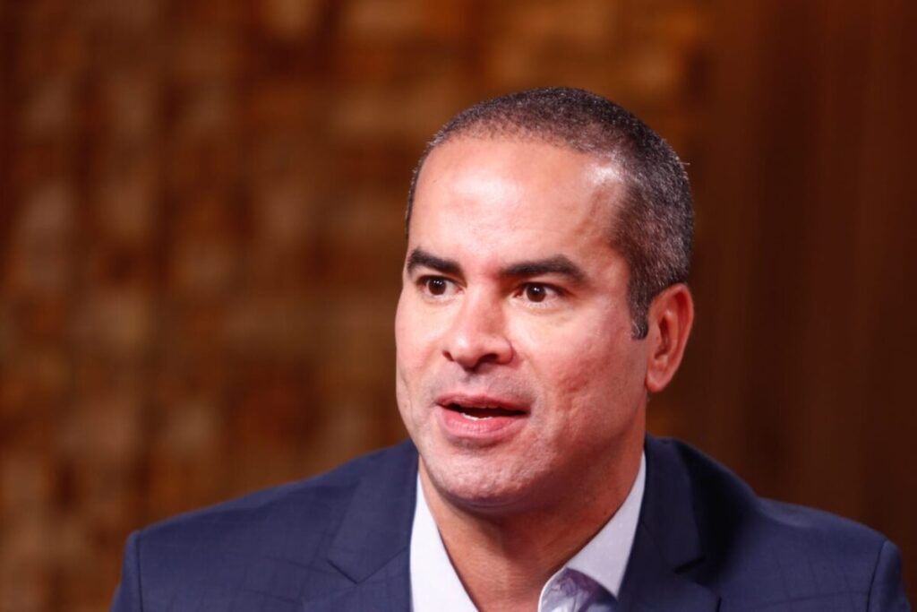 investigado-pela-pf-diz-ter-ido-20-vezes-a-gabinete-de-fred-linhares