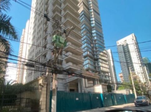 construtora-compra-milhoes-em-titulos-para-legalizar-predio-de-luxo