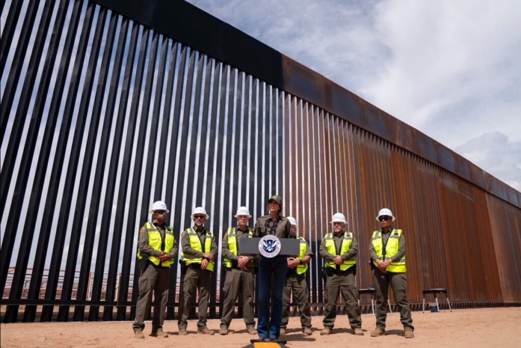 trump-manda-pintar-muro-com-mexico-de-preto-para-aumentar-calor