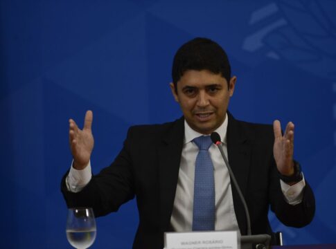 base-de-tarcisio-articula-sabatina-de-rosario-para-o-tce-em-setembro