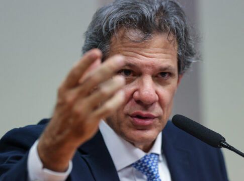 haddad-e-questionado-sobre-como-caixa-e-bb-reagem-a-lei-magnitsky