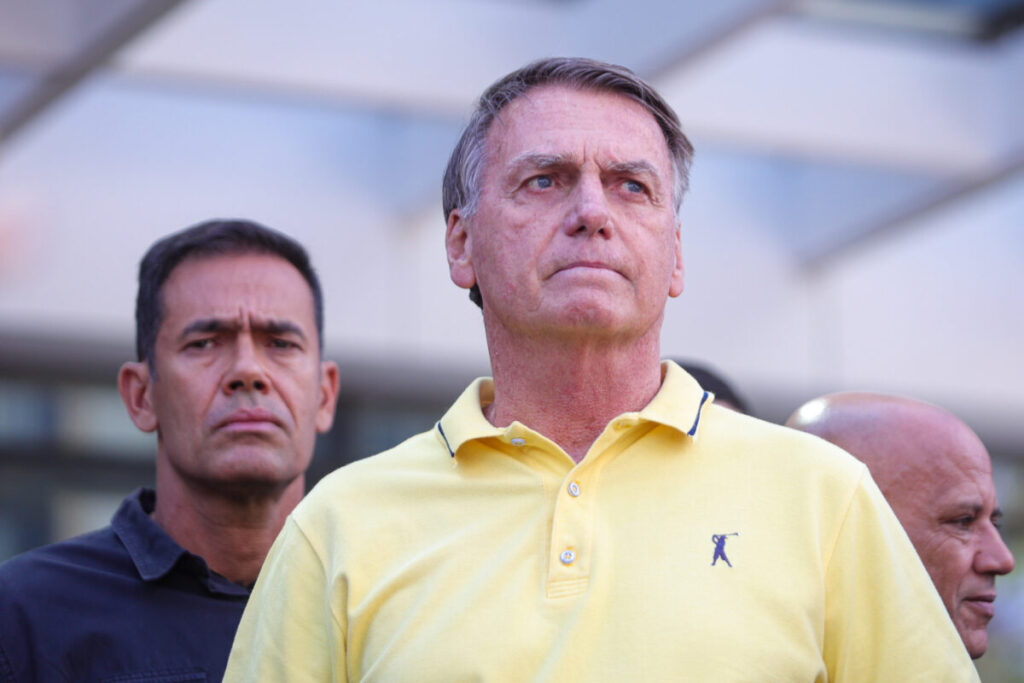 defesa-de-bolsonaro-diz-ter-recebido-“com-surpresa”-indiciamento-da-pf
