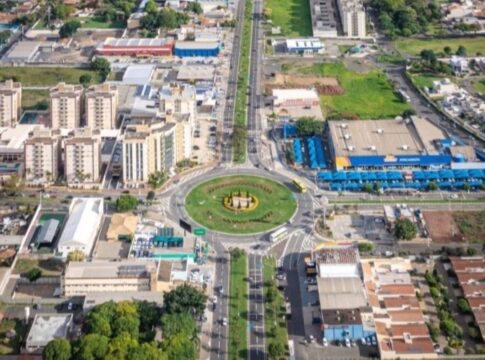 prefeitura-do-interior-abre-concurso-com-salarios-de-ate-r$-17-mil