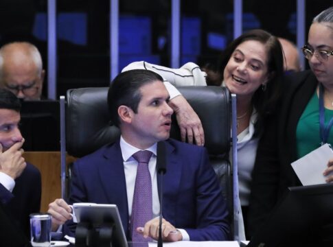 camara-aprova-urgencia-para-isencao-do-ir-de-quem-ganha-ate-r$-5-mil