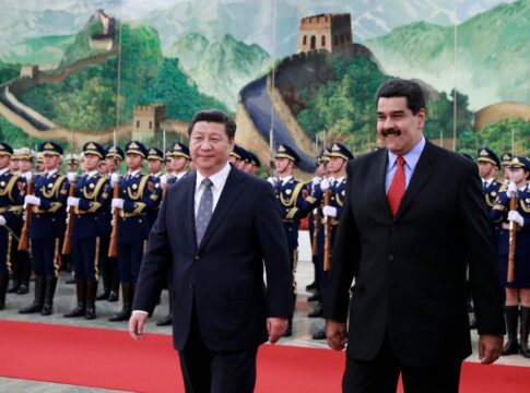 china-faz-alerta-sobre-ameacas-de-trump-contra-maduro