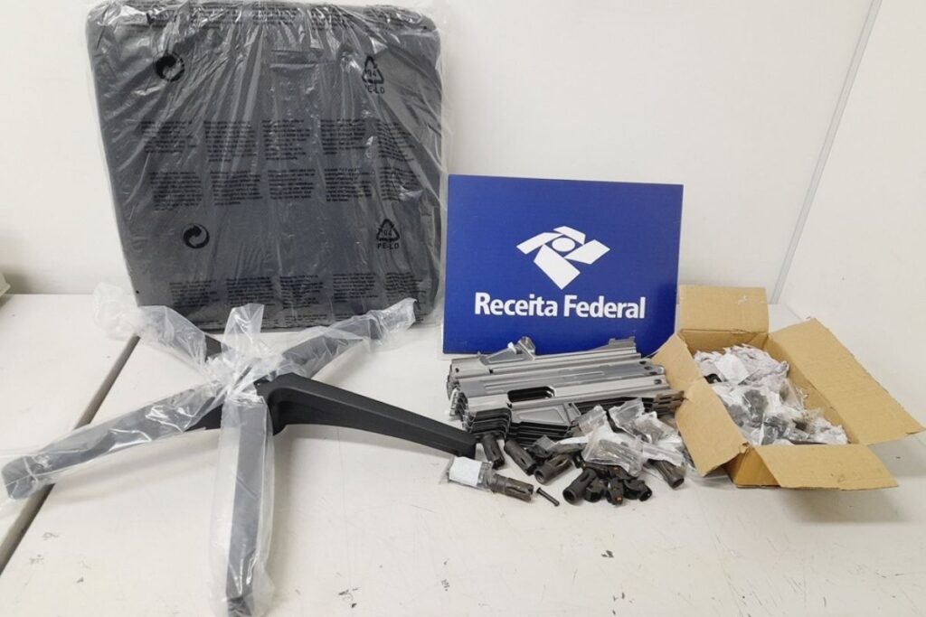 receita-federal-apreende-pecas-de-armas-enviadas-dos-eua-em-aeroporto