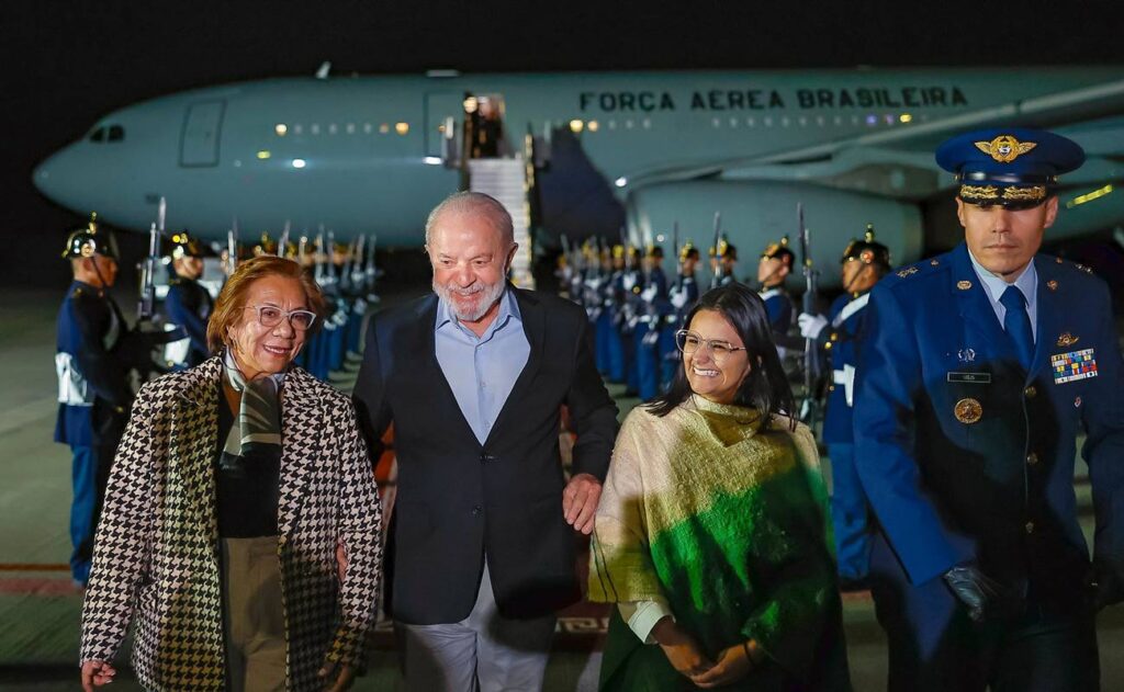 video:-lula-chega-a-colombia-para-cupula-de-paises-amazonicos