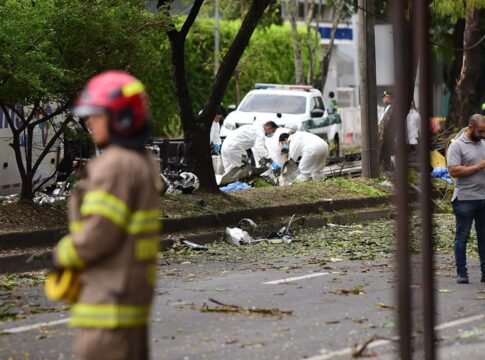 colombia:-ataques-terroristas-deixam-policiais-e-civis-mortos