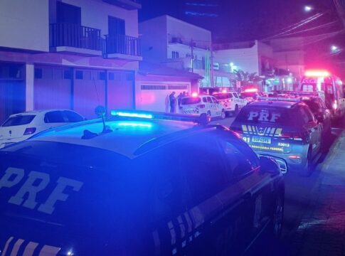 perseguicao-tem-tiros,-atropelamentos-e-160-kg-de-drogas-apreendidas