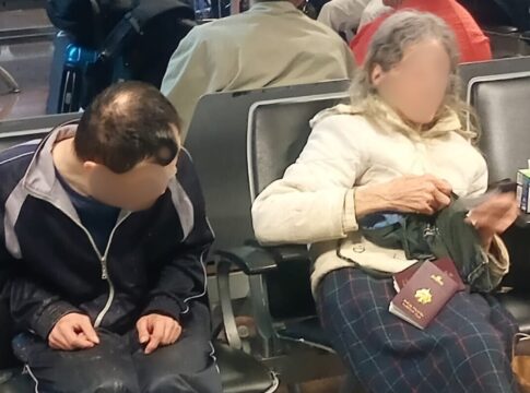 abandonados,-francesa-e-filho-com-down-“moram”-5-dias em aeroporto