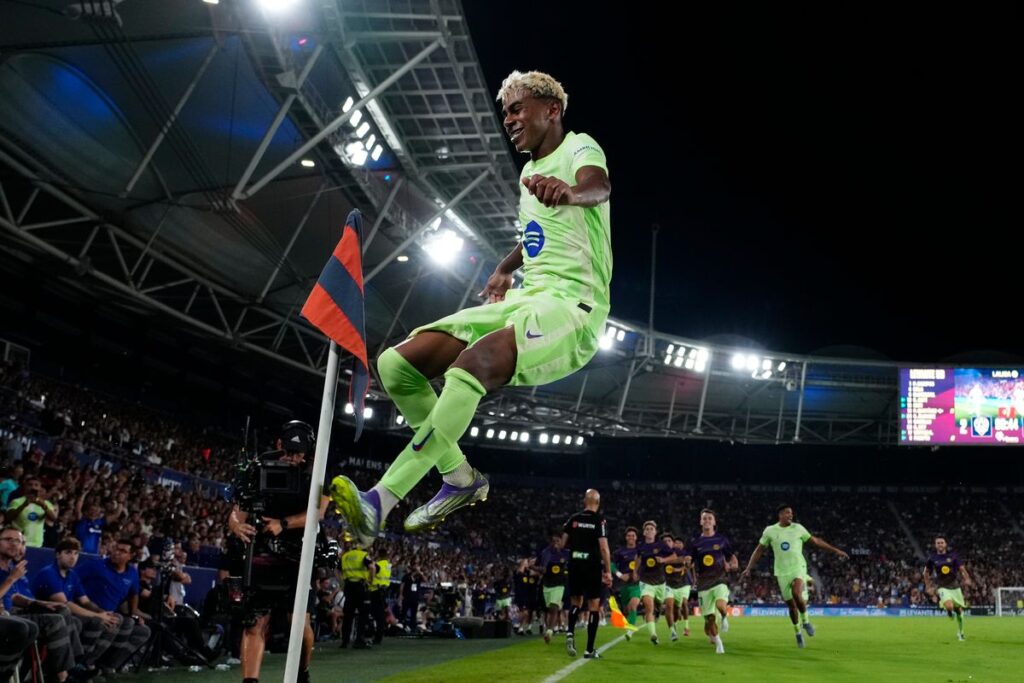 barcelona-vence-levante-e-segue-lider-do-campeonato-espanhol