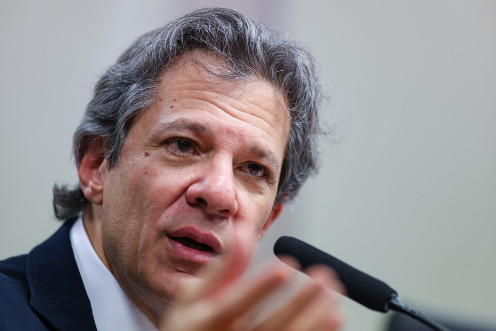 haddad:-ofensiva-contra-banco-do-brasil-tenta-“minar-instituicoes”
