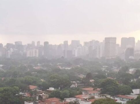 apos-tarde-mais-quente-desde-o-verao,-sp-esfria-neste-domingo-(24/8)