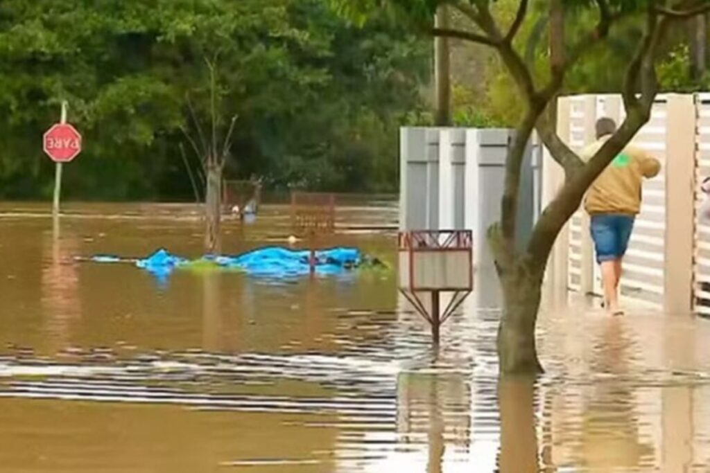 rs:-chuvas-intensas-afetam-34-cidades-e-deixam-mais-de-500-desalojados