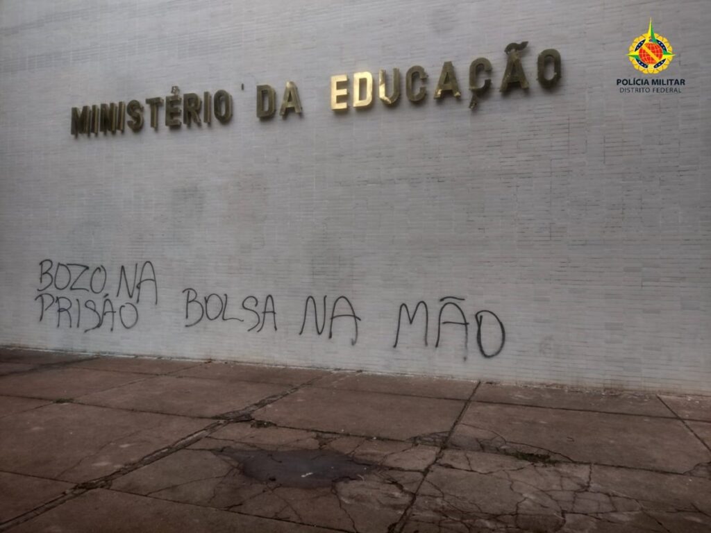 erika-hilton-mantem-em-gabinete-alvo-da-pf-por-pichar-ministerio