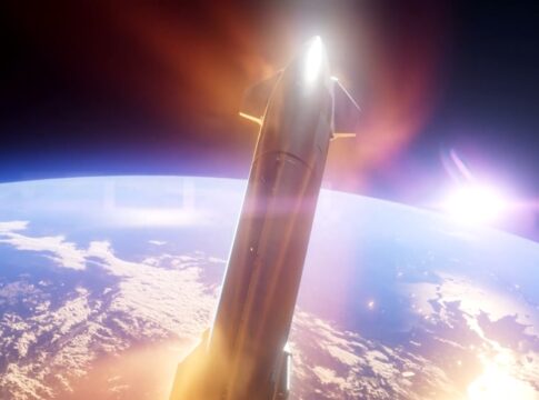 apos-adiamento,-spacex-faz-10o-voo-do-foguete-starship-nesta-segunda