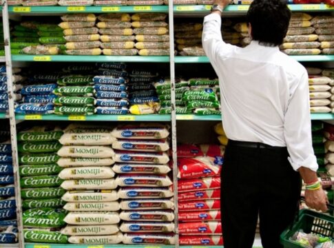 mercado-financeiro-reduz-previsao-da-inflacao-para-4,86%