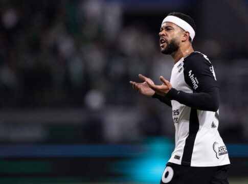 depay-cogita-deixar-o-corinthians-apos-interesse-de-times-europeus