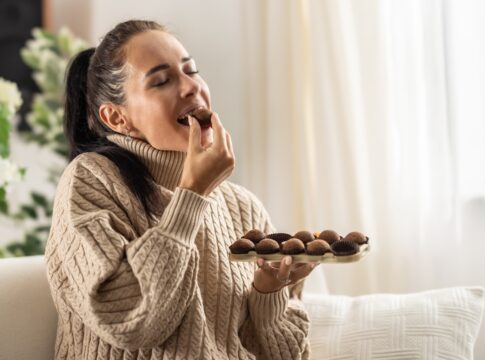 alimentos-que-voce-come-para-relaxar,-mas-podem-piorar-a-ansiedade