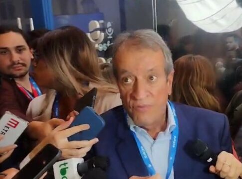 valdemar-diz-que-“mandaram”-minuta-do-asilo-a-bolsonaro,-mas-nao-revela-quem