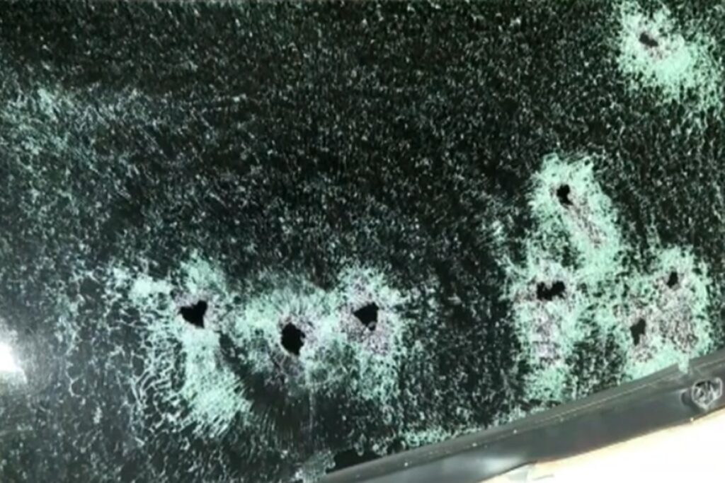 es:-crianca-morre-baleada-dentro-de-carro-em-ataque-de-faccao