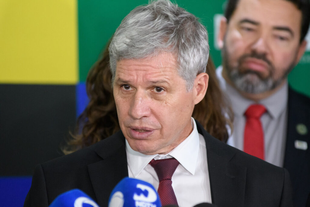 governo-divulga-regras-para-comprar-produtos-atingidos-por-tarifaco