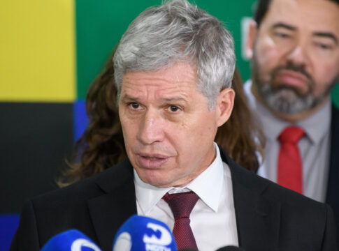 governo-divulga-regras-para-comprar-produtos-atingidos-por-tarifaco