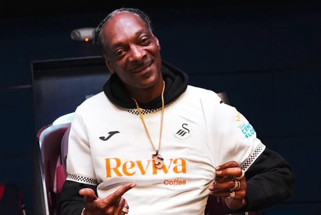 snoop-dogg-critica-filme-infantil-por-cena-com-casal-lesbico