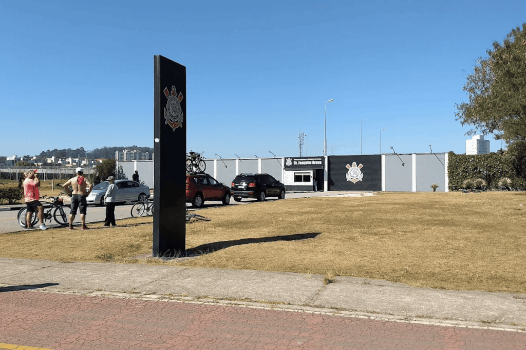 corinthians-elege-osmar-stabile-como-presidente-tampao-ate-2026