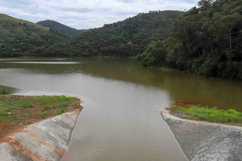 secura:-governo-de-sp-autoriza-reduzir-pressao-da-agua-nas-madrugadas