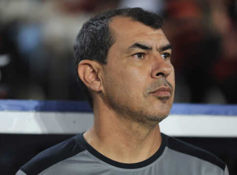 carille-coloca-futuro-em-cheque-apos-goleada:-“noite-horrivel”
