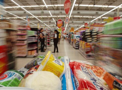 previa-da-inflacao-oficial-de-agosto-recua-0,14%,-diz-ibge