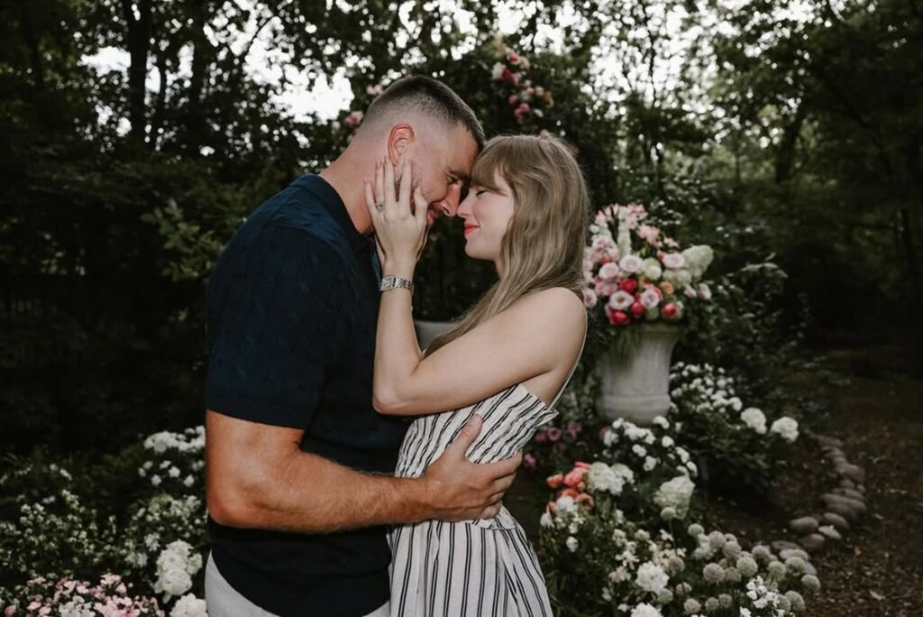 taylor-swift-anuncia-noivado-com-travis-kelce