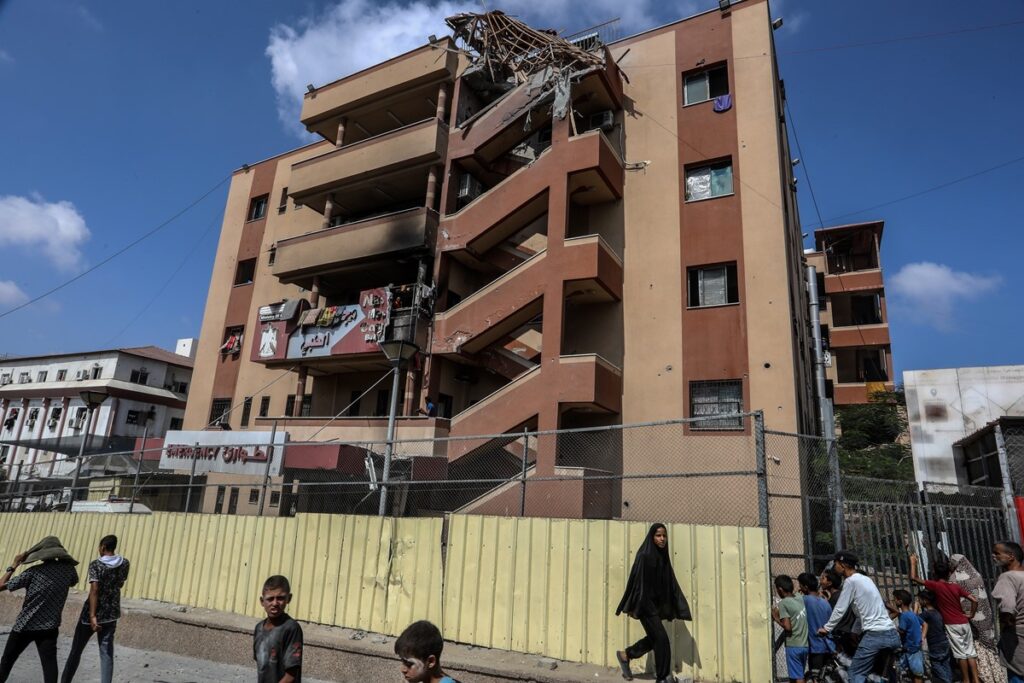 israel:-ataque-a-hospital-que-matou-jornalistas-visava-destruir-camera