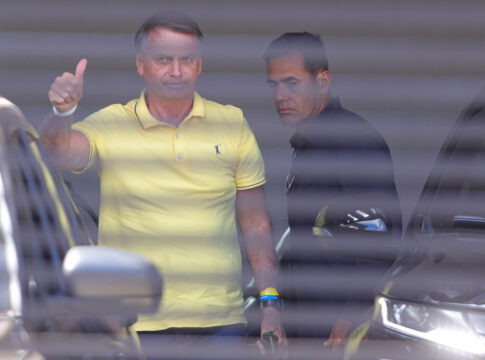 moraes-determina-reforco-de-policiamento-na-casa-de-bolsonaro