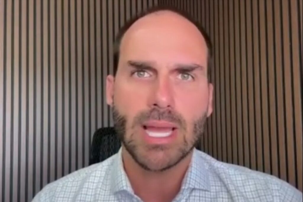 stf:-“acoes-incessantes-de-eduardo”-indicam-risco-de-fuga-de-bolsonaro