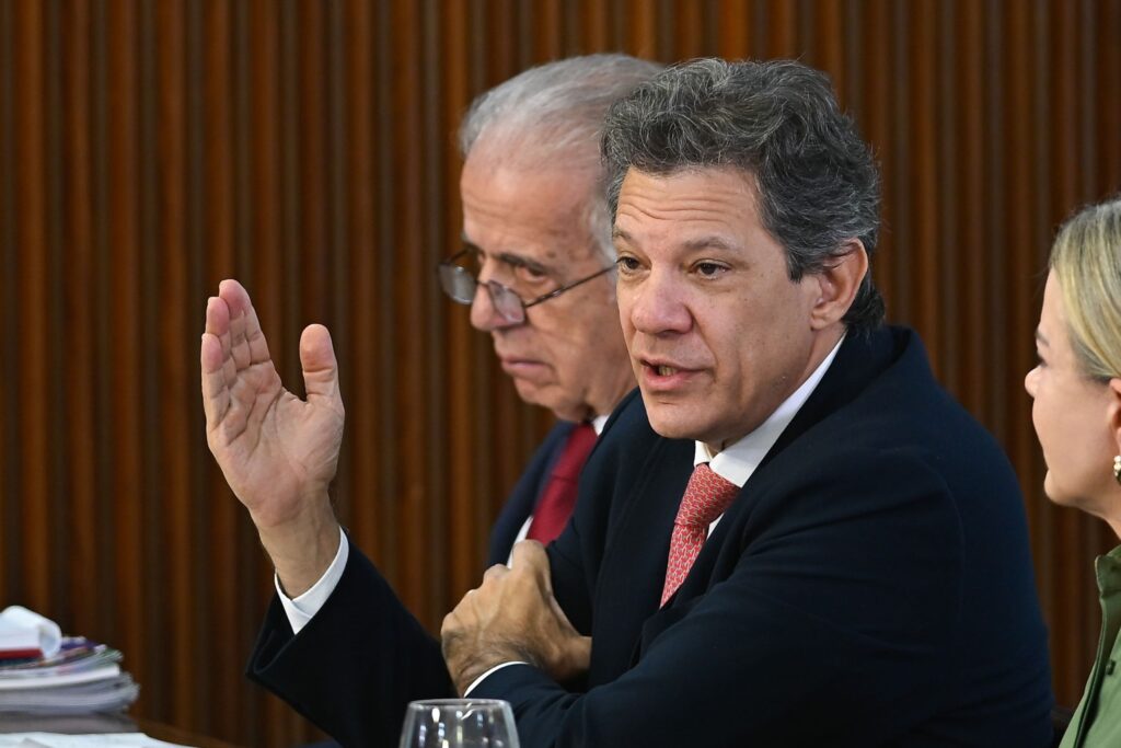 haddad-solta-o-verbo-sobre-juros-e-pib-durante-reuniao-ministerial