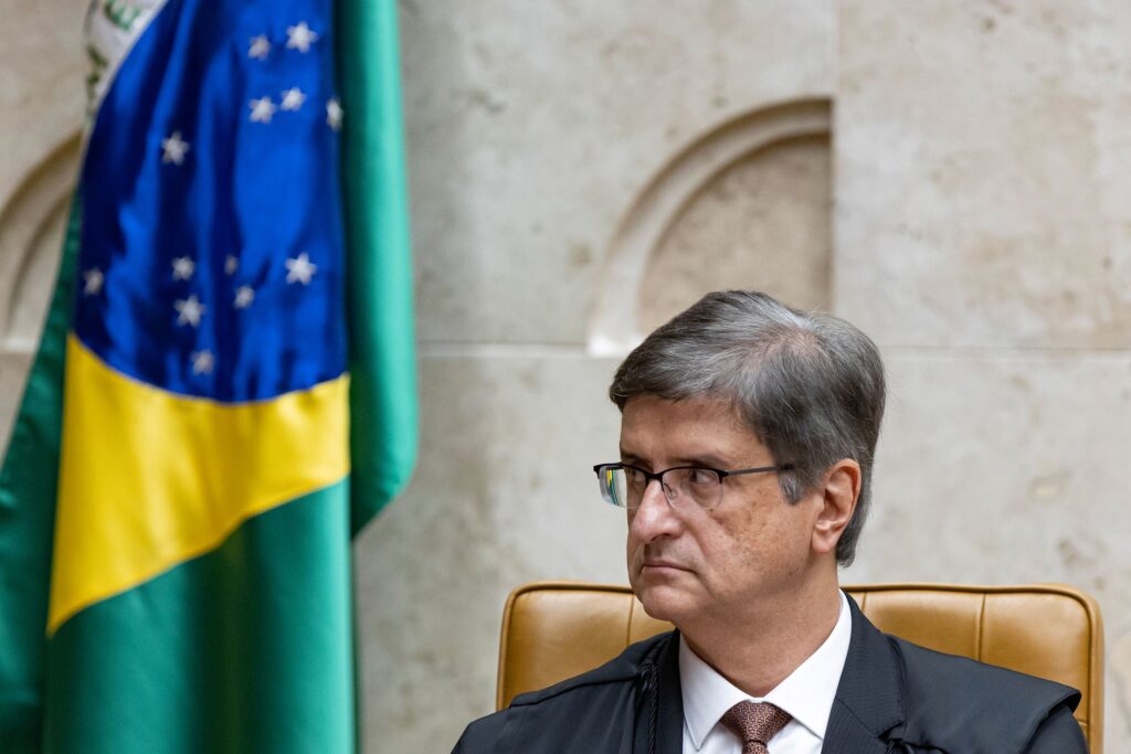 lula-assina-reconducao-de-gonet-na-pgr-por-mais-2-anos