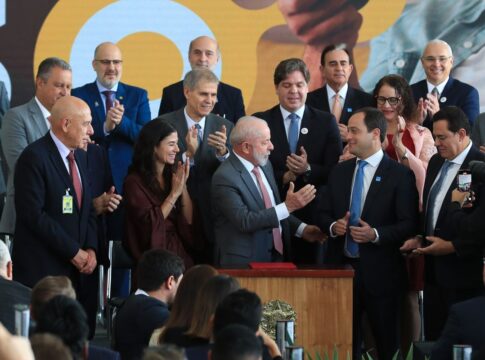 lula-assina-decreto-da-tv-3.0;-novo-sistema-deve-comecar-em-2026