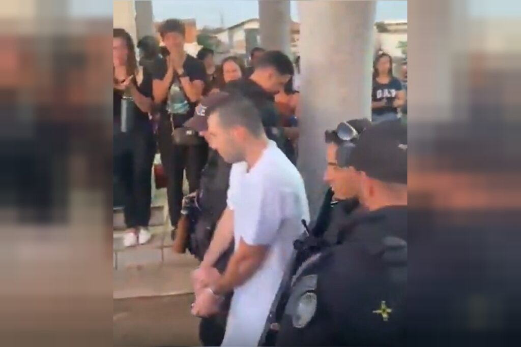 escoltado-por-dezenas-de-policiais,-preso-do-8/1-vai-a-velorio-da-avo