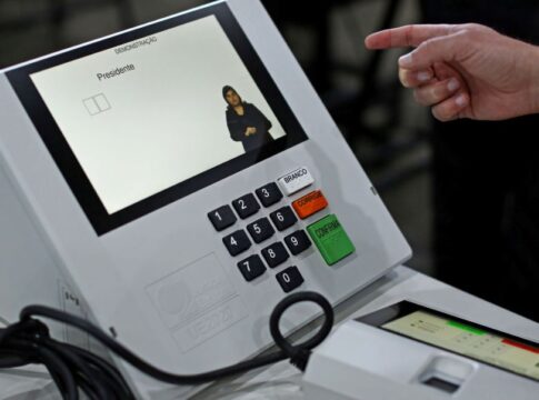 temendo-falta-de-votos,-senado-adia-votacao-de-pl-que-muda-ficha-limpa